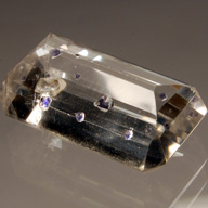 hollandite inclusions